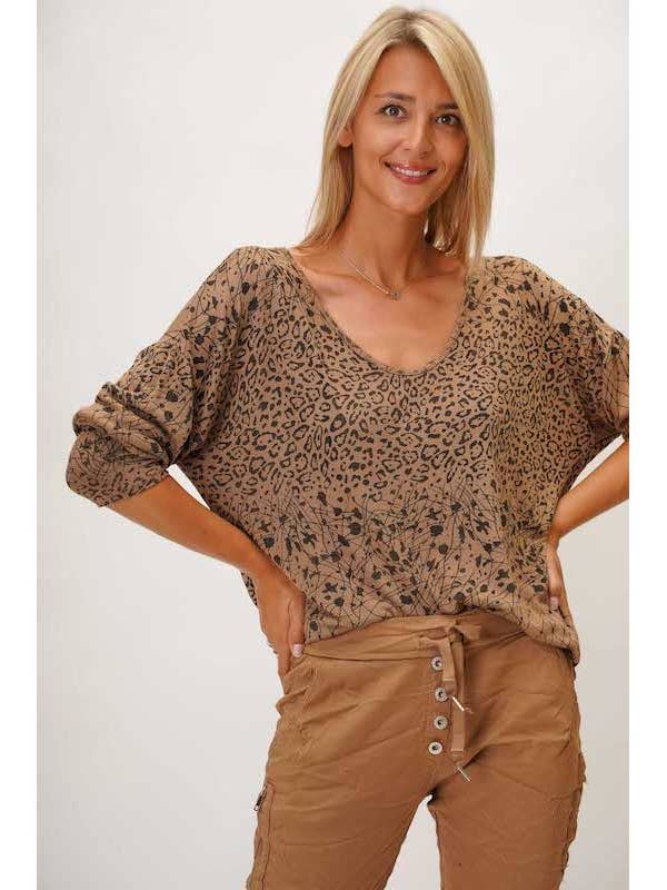 Abstrakt gepardmønstret top for engroshandel hos Look Mode Usa