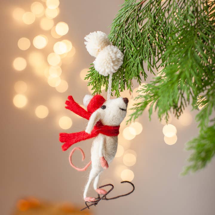 Sew Heart Felt – wholesale Christmas decoration – Skater Mouse Christmas Decoration2