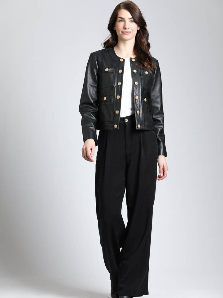 11Uptown - Vendita all'ingrosso Giacca in pelle - Donna - Giacca in pelle di agnello con bottoni dorati3