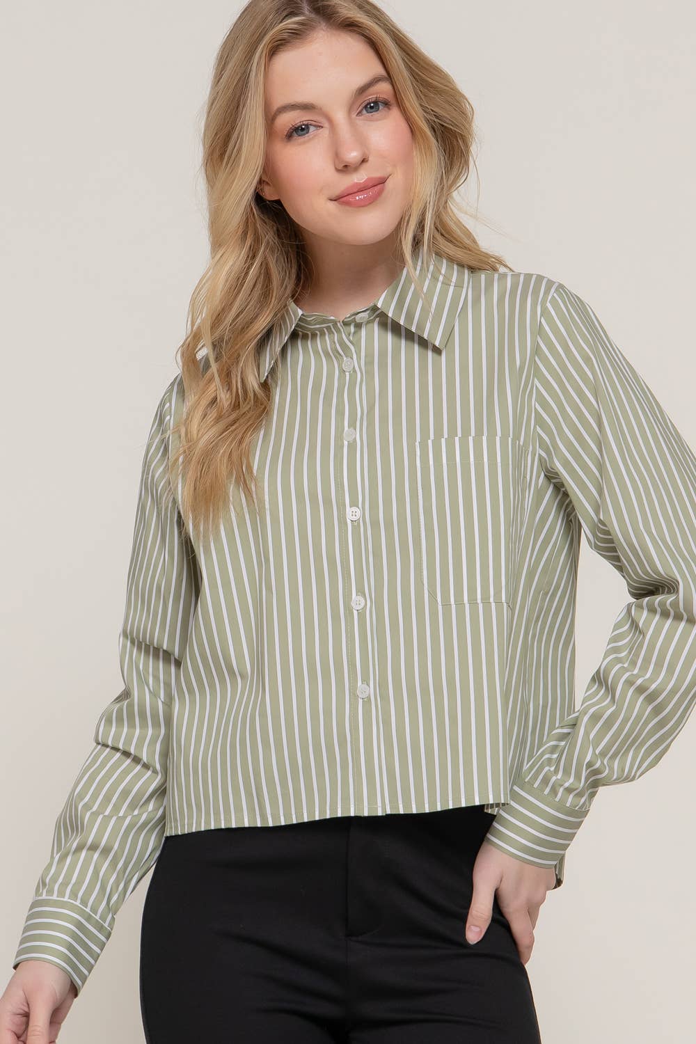 Active Basic | Active USA – wholesale Buttoned-down shirt – Women's – Long Sleeve Button Down Stripe Poplin Shirt14