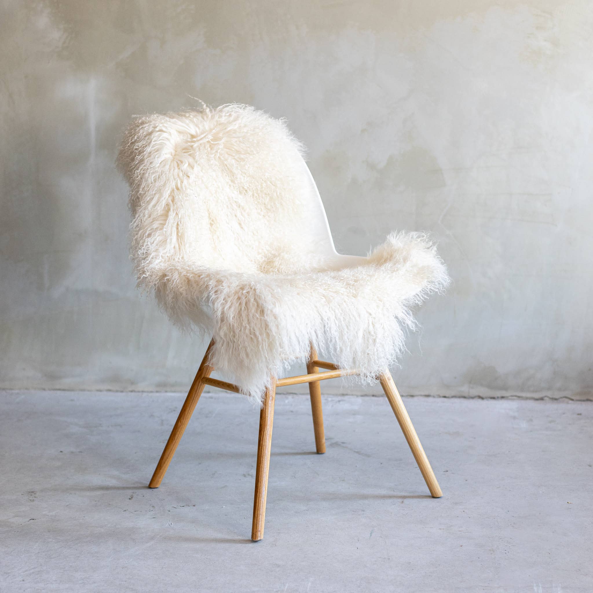Van Buren - Wholesale Chair Cushion - Tibetan sheepskin | 14 Colors1