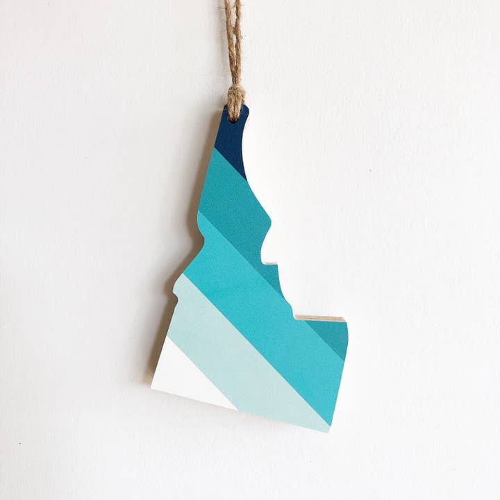 Hemlock & Heather - Wholesale Ornament - Comal Stripes State Ornaments22