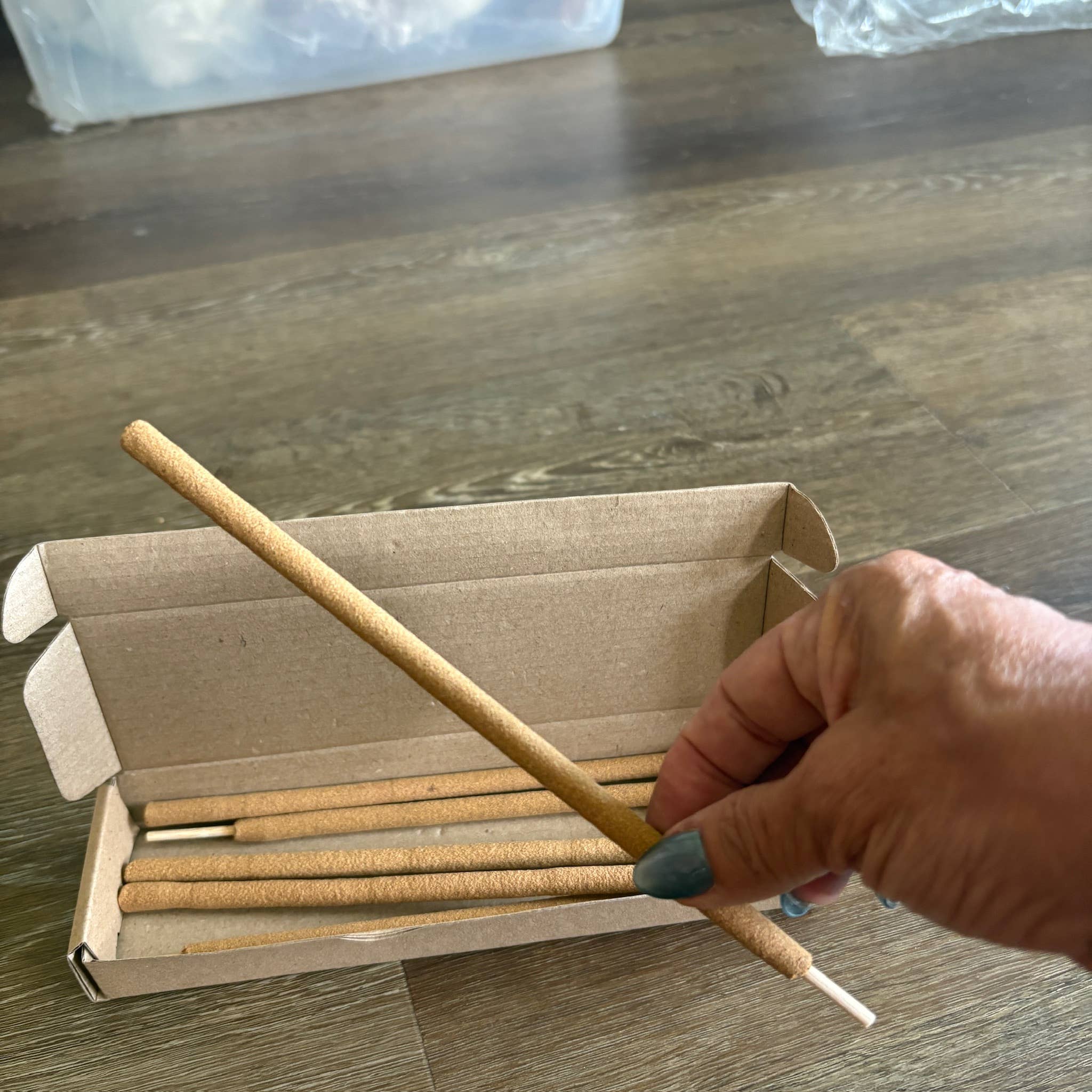 Zoe Artcrafts Corp. – wholesale Rökelse – Rökelse Palo Santo Pinnar Peru 6st naturlig rökelsemeditation9