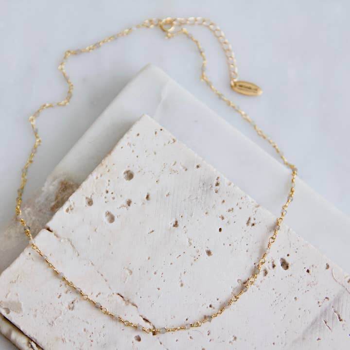 Collana girocollo con pietra di luna per la vendita all'ingrosso da parte di Mesa Blue