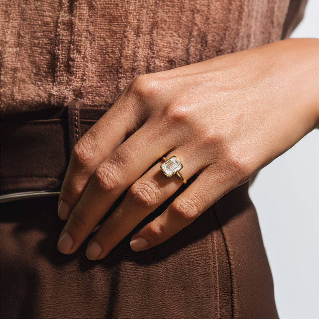 El&Elle - Wholesale Single Stone/Solitaire Ring - Bubble Emerald Cut Ring7