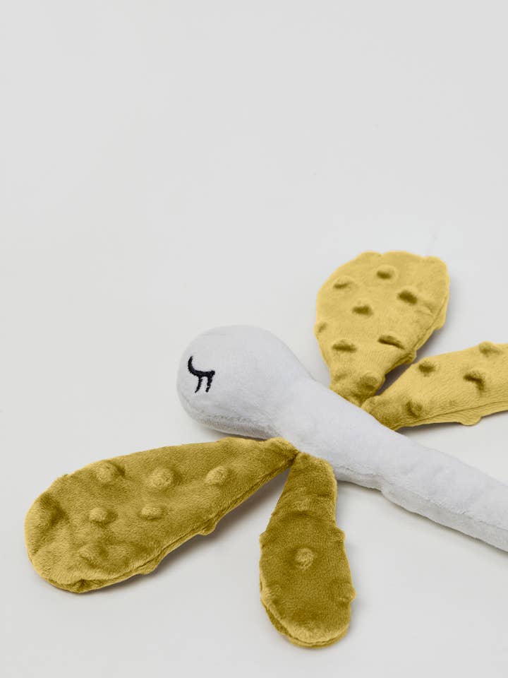 Dragonfly Rattle Harry 3+ month for wholesale by beyondbun