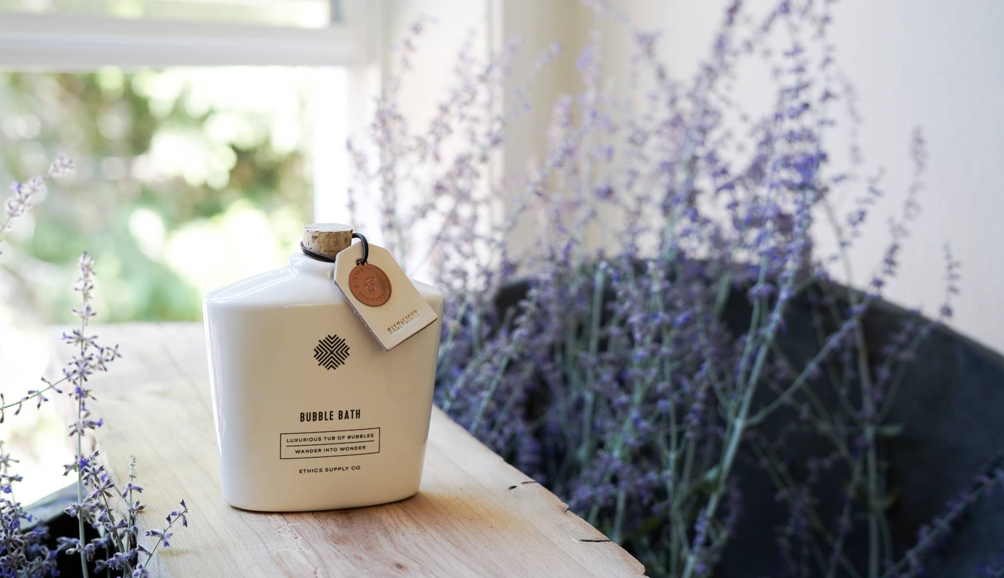 Ethics Supply Co. - Wholesale Bubble Bath - Soak in Light Ceramic Bubble Bath8