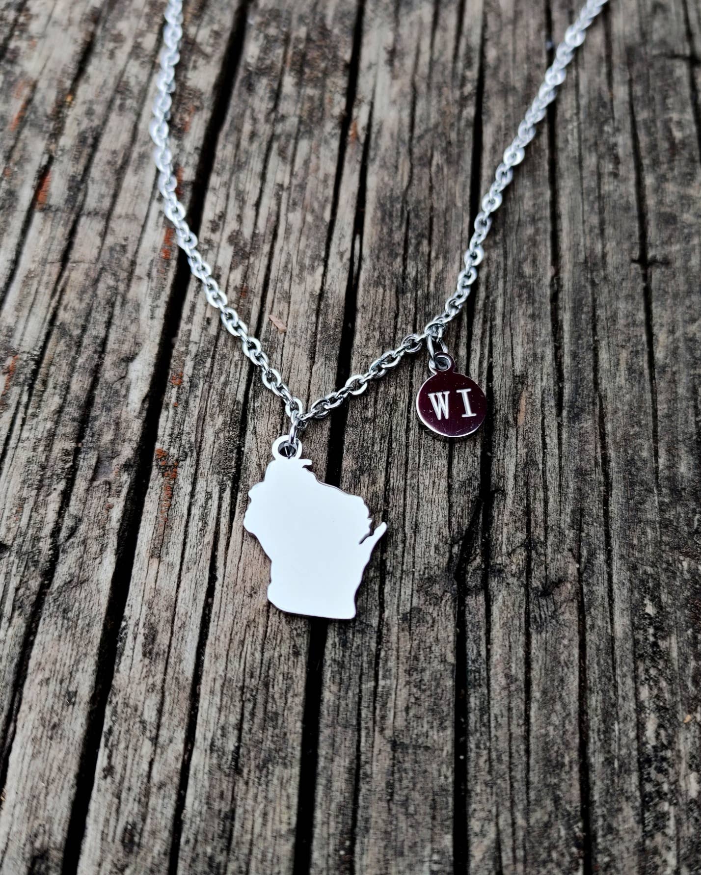 Art Factory LLC - Wholesale Pendant/Charm Necklace - Wisconsin state charm necklace1