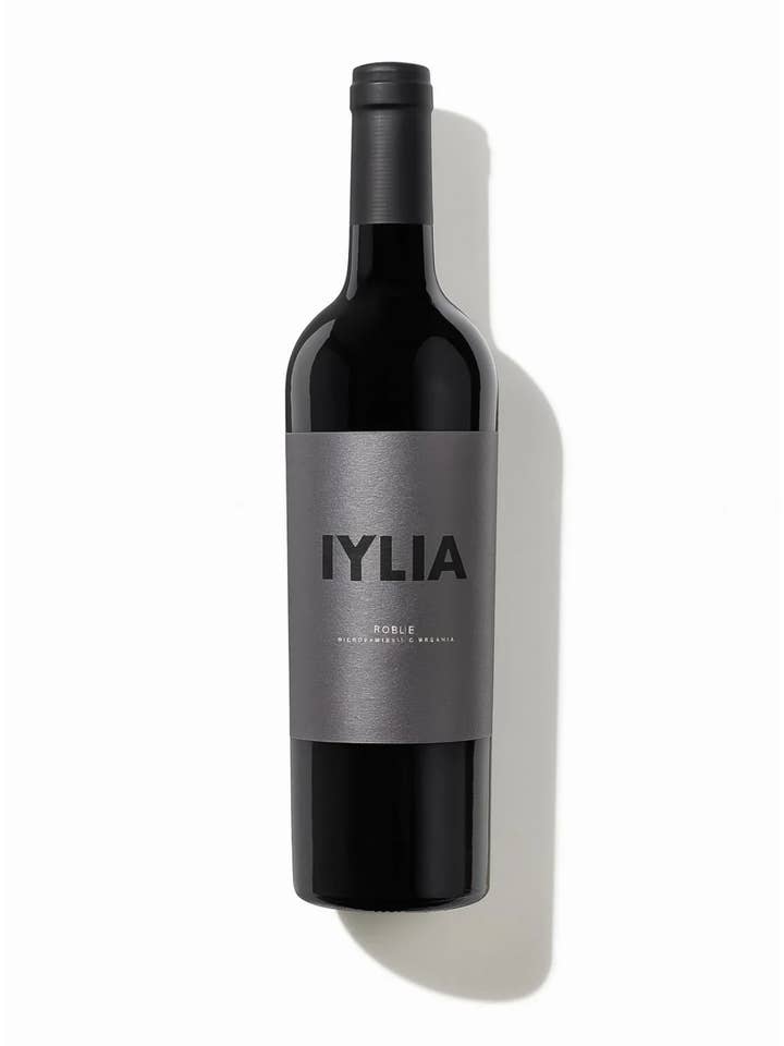 Elegant spansk rødvin | Roble-trio af ædle druer for engroshandel hos IYLIA