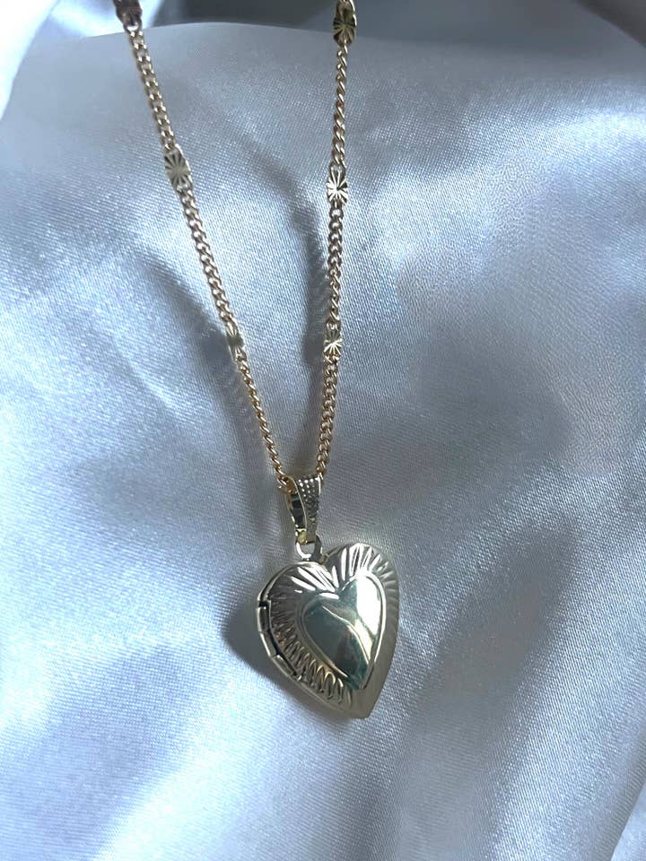 Romeo Heart Locket for wholesale by GALYNT