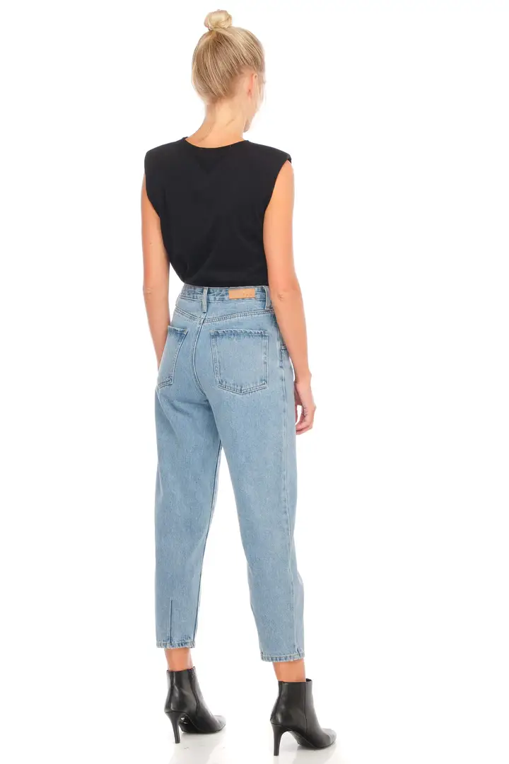 F.a.m. - Wholesale Jeans - Dames - LUCY korte ballonjeans voor dames2