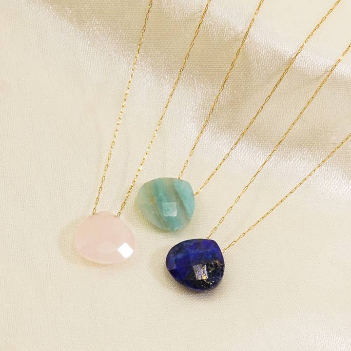 Perimade & Co. LLC - Wholesale Pendant/Charm Necklace - Color Crystal Raw Stone Pendant Necklace in Stainless Steel
