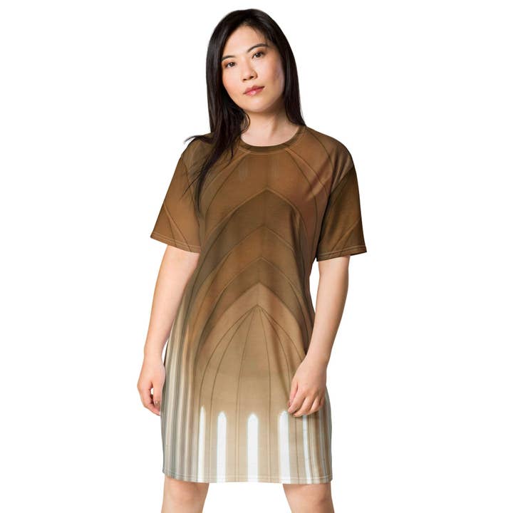 Take Me To Church Kleid | T-Shirt Kleid | Kircheninnenraum für den Großhandel von Jolly & Goode