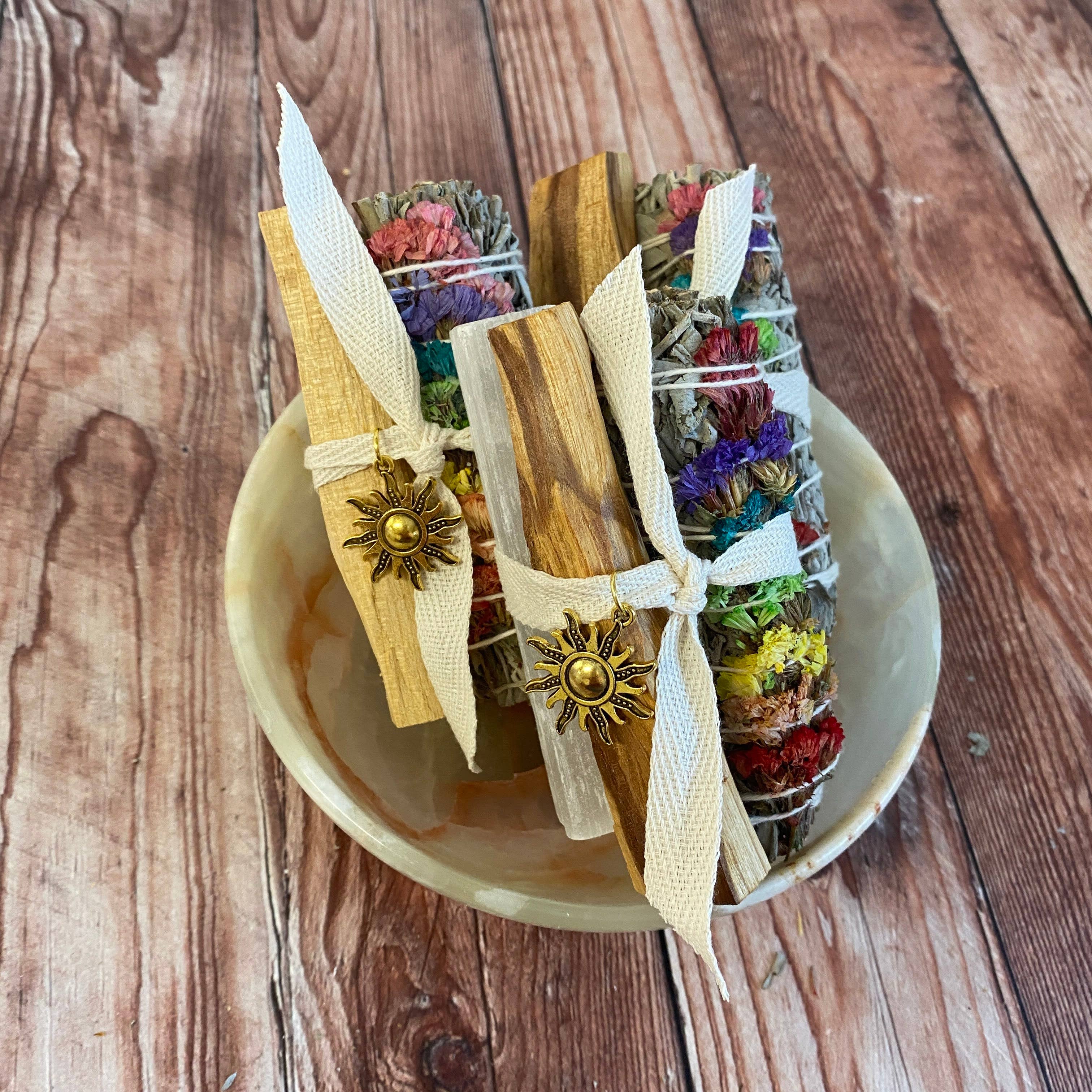 Oakwind Hollow - Wholesale Sage Bundle - Rainbow Chakra Sinuata Statice Floral Smudge Bundle2