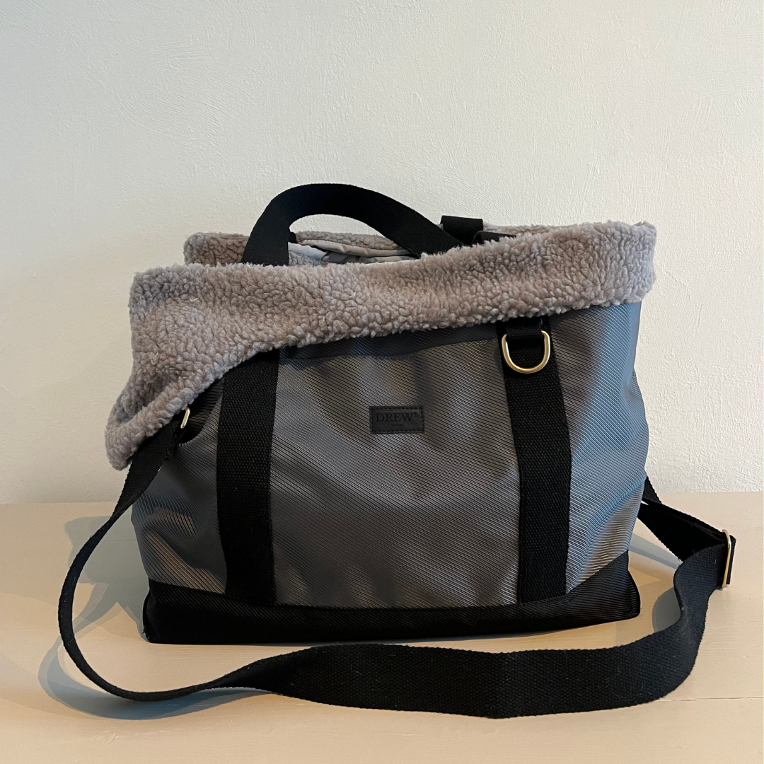 DrewsDogwear - Wholesale Pet Carrier - Dog - Otis // Sporty dog bag with soft inner lining in teddy fleece2