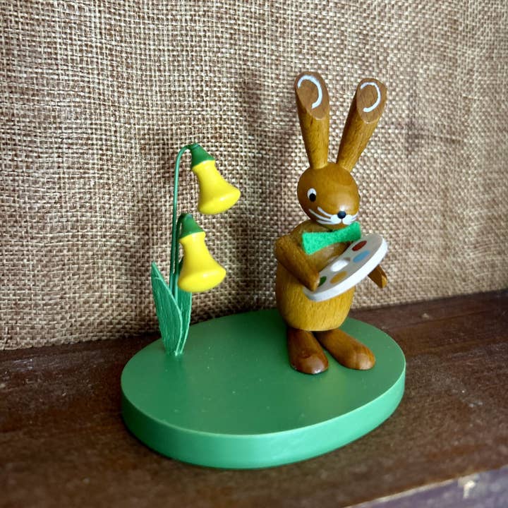 Easter Bunny with Palette for wholesale by Marketplace24