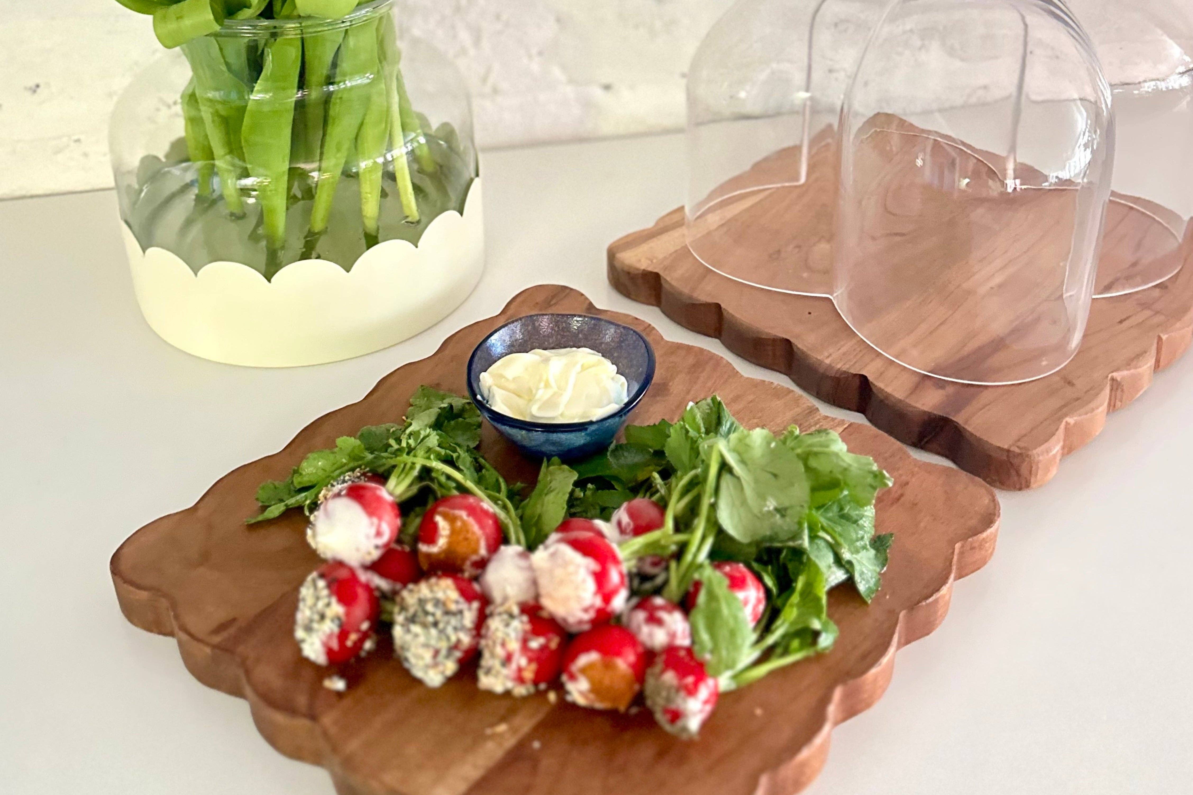 etúHOME - Wholesale Cutting Board - Scalloped Cutting Board, Large Square2