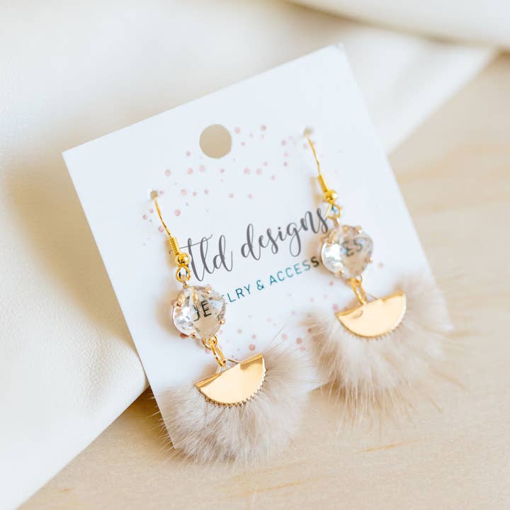 TLD Designs - Wholesale Dangle Earrings - Beige Bling Glam0