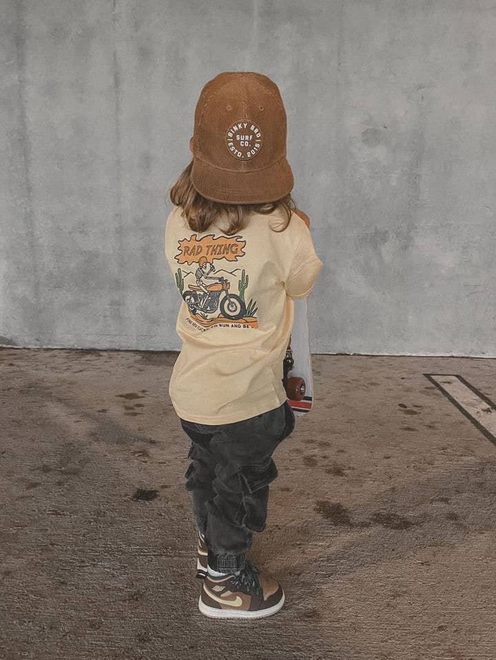 Little Rad Things - Vente T-shirt sérigraphié – enfant - Vêtements garçons Where The Rad Things Are jaune - Fabriqué aux USA8