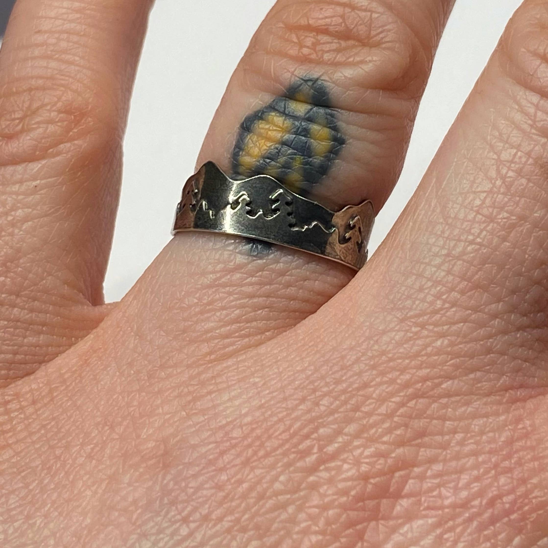 MergingMetals – Engroshandel Båndring – Unisex Mountain & Forest Ring Band2