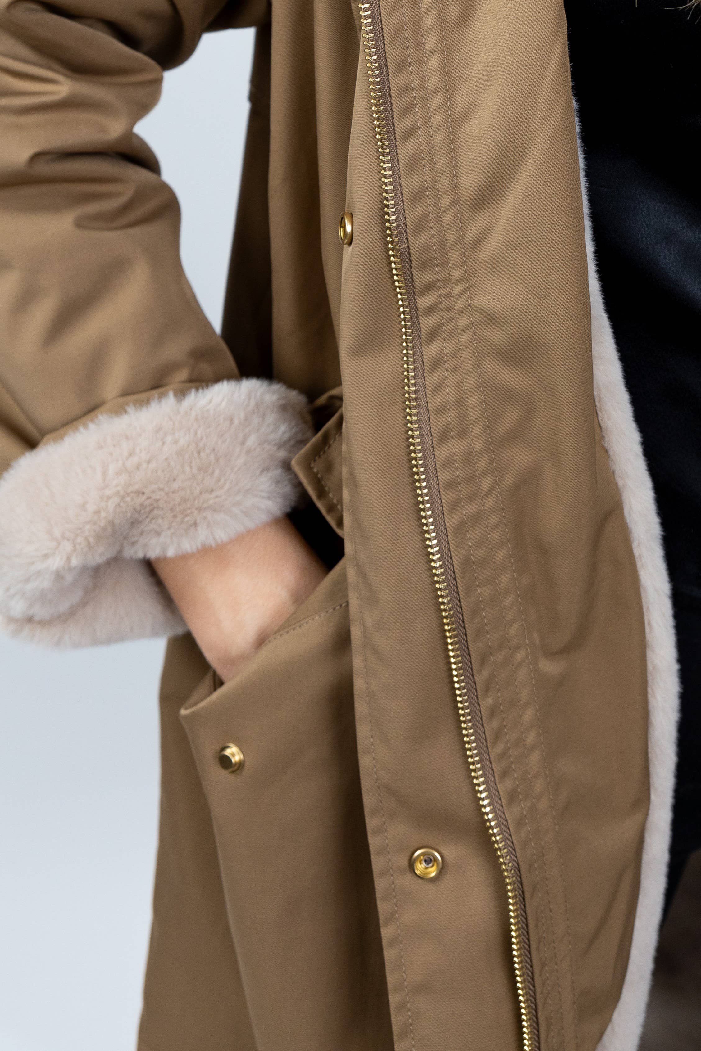 KZELL PARIS - Wholesale Parka - Women's - HOODED PARKA WITH FAUX FUR LINING8