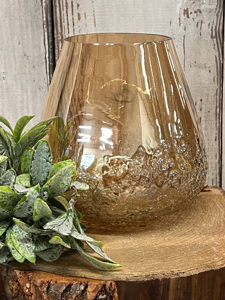 Petit vase en ambre texturé sable 6x6 po pour la vente par Wholesale Home Decor