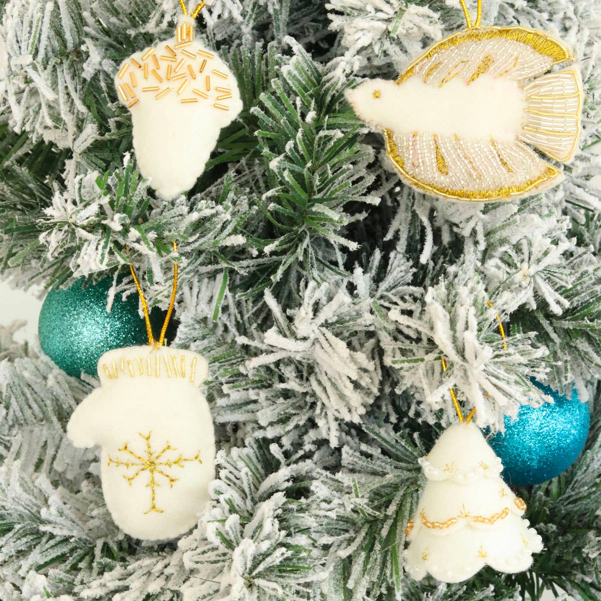 La Petite Épicerie - Wholesale DIY Craft Kit - DIY HABERDASHERY - My felt Christmas decorations1