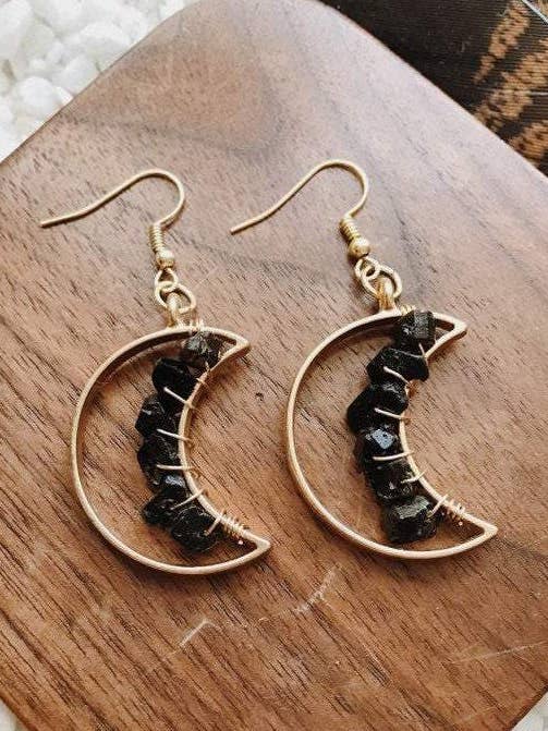 Himmelska månörhängen | Onyx för wholesale av Eaarthbones Jewelry