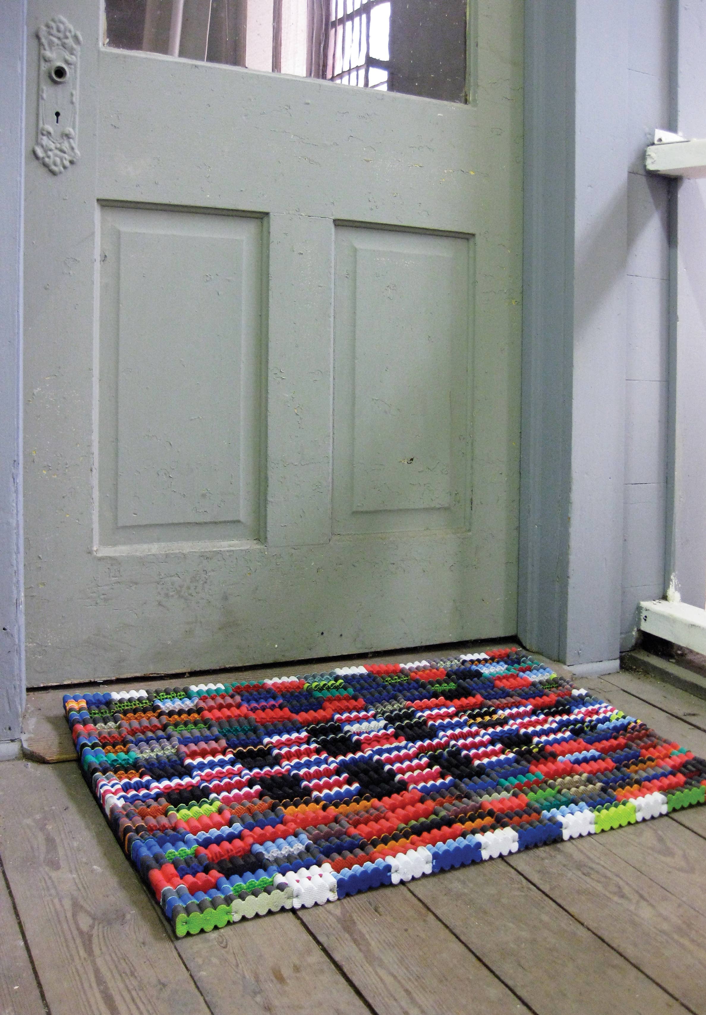 Multi RECYCLED FLIP-FLOP DOORMAT for wholesale on Faire1