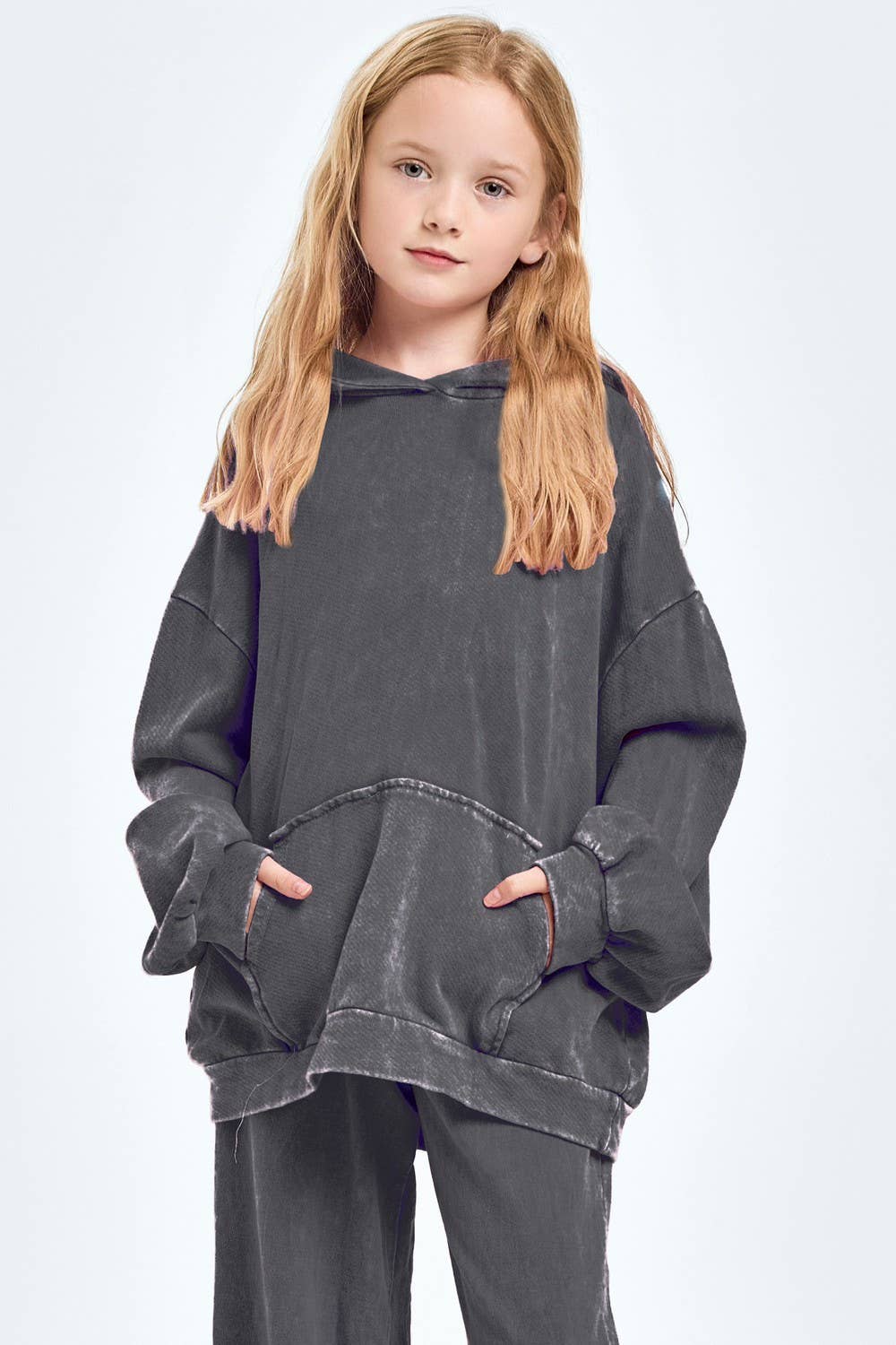 Good Girl – Großhandel Hoodie – Kinder – Übergroßer Hoodie mit Mineralwaschung14