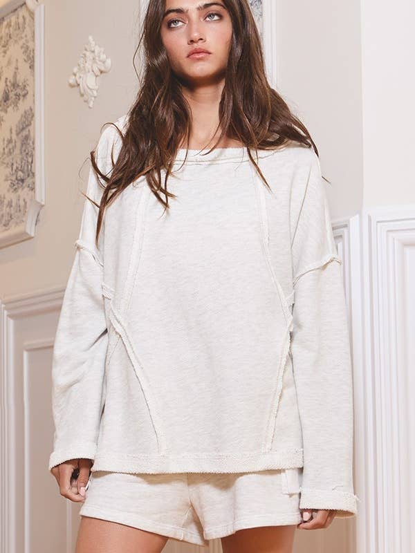 BUCKETLIST INC - Wholesale Sweatshirt - Women's - T1153-1 Oversized Solid Raw Edge Detail Long Sleeves Top18