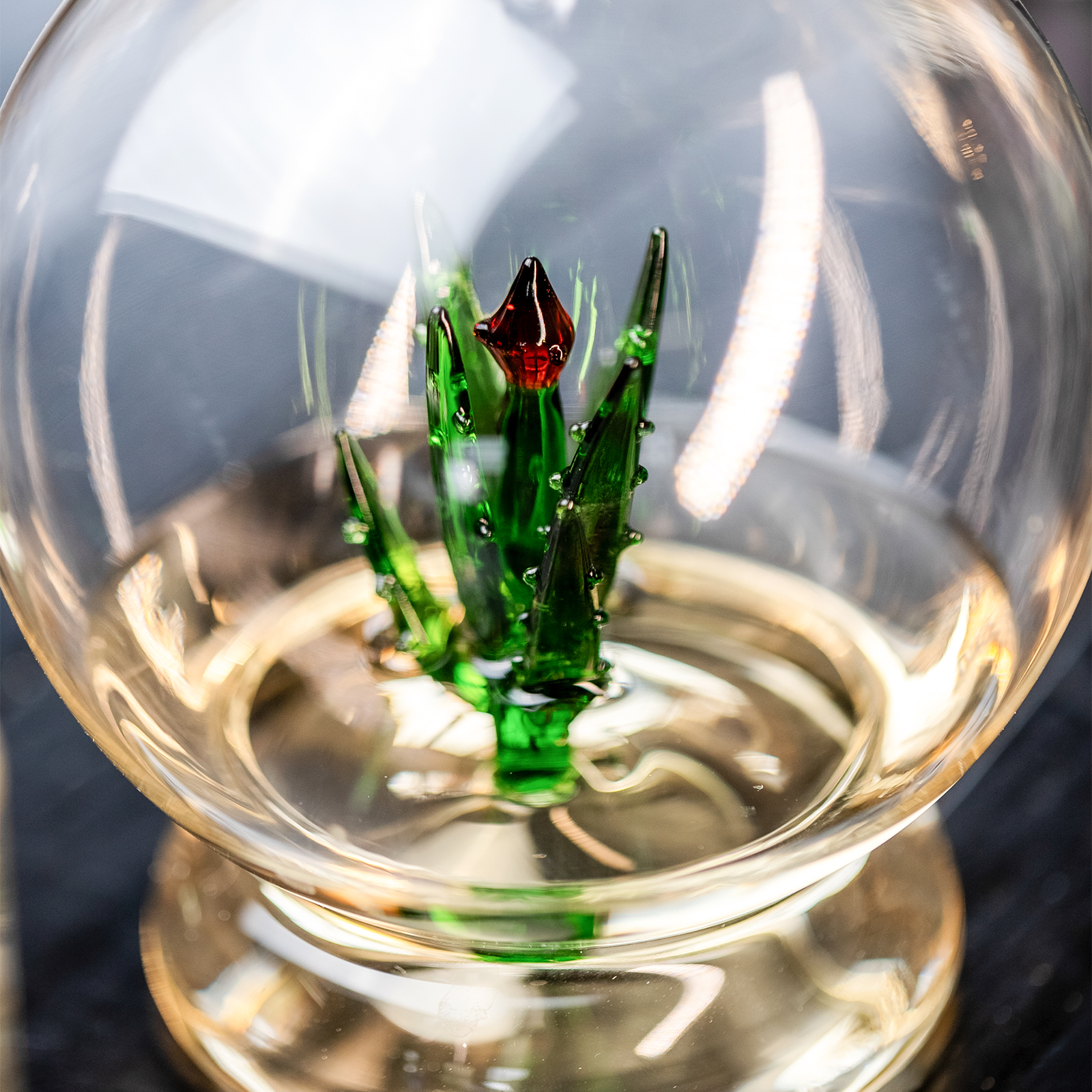 The Wine Savant /  Khen Glassware - Wholesale Decanter - Tequila Aloe Decanter With Agave Plant & 4 Shot Glasses Set7