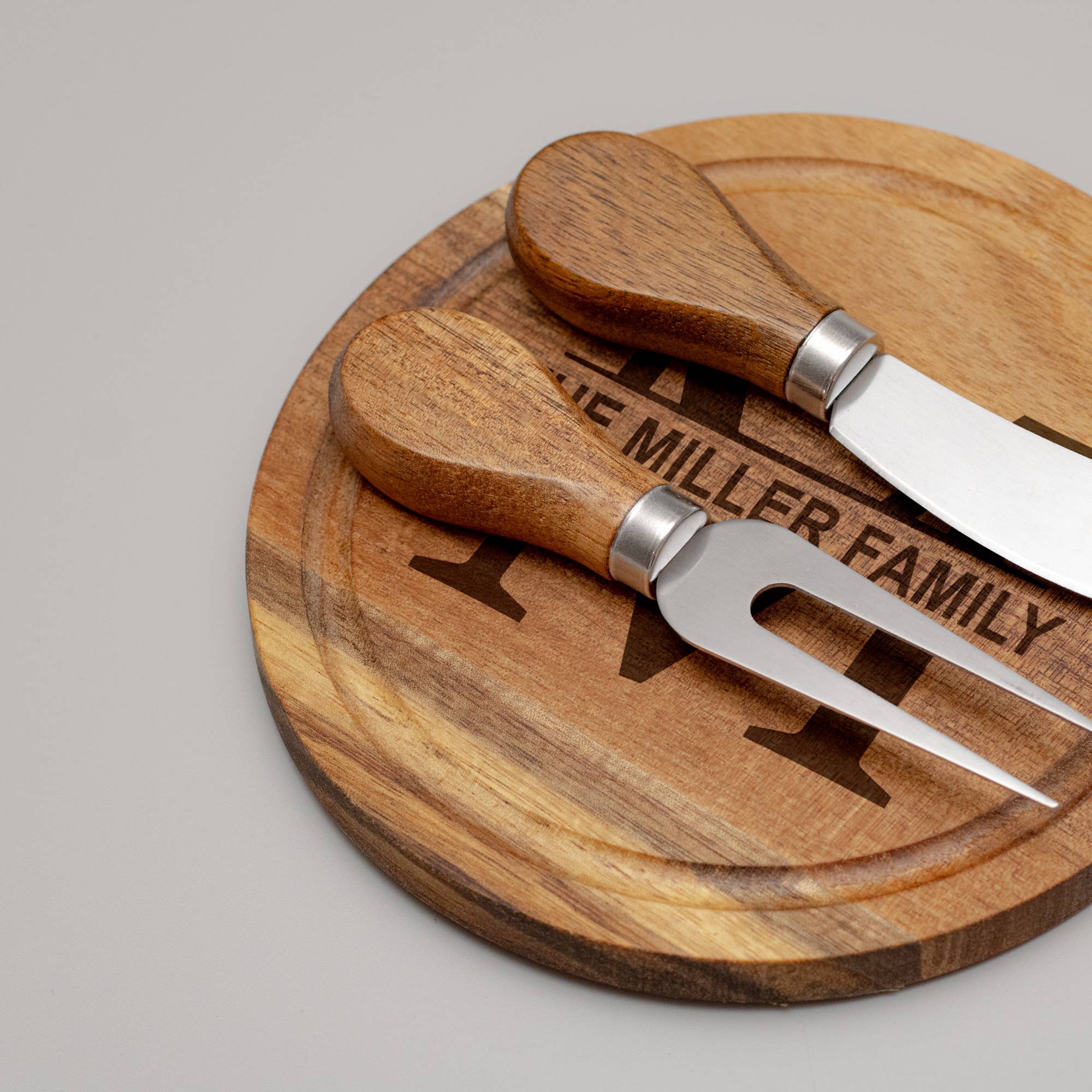 Famgraving - Wholesale Cheese Board - Personalized Mini Charcuterie Cheese Knives Board Set7