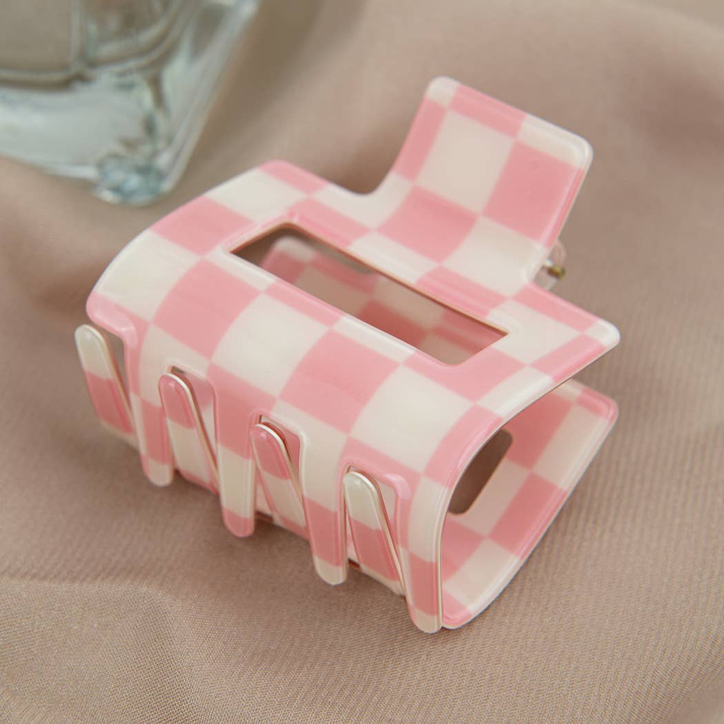 TheDivaSoap – wholesale Hårklämma - Dam – Medium hårklämma i acetat med schackbrädmönster5