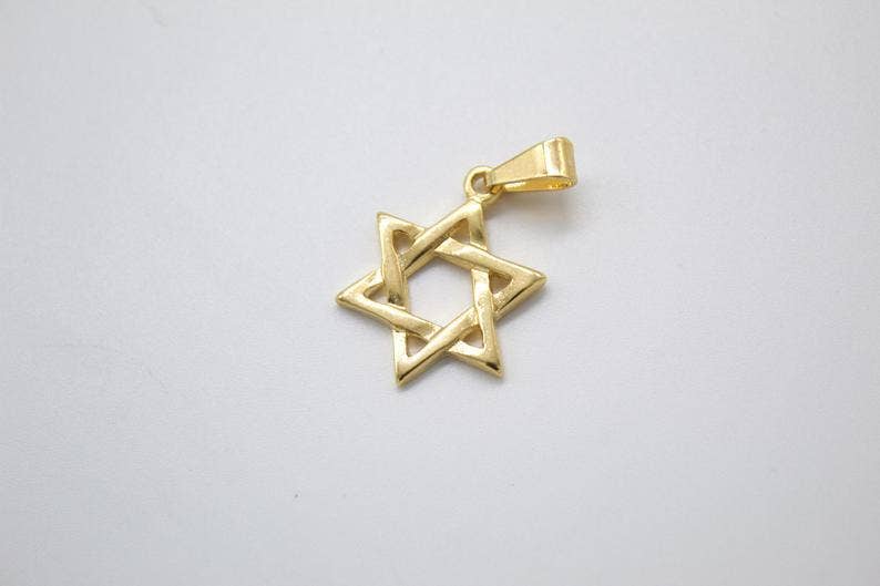 MIA Jewelry – wholesale Individuell berlock/hänge – K18 guld fylld Davidsstjärna hänge (A263)1