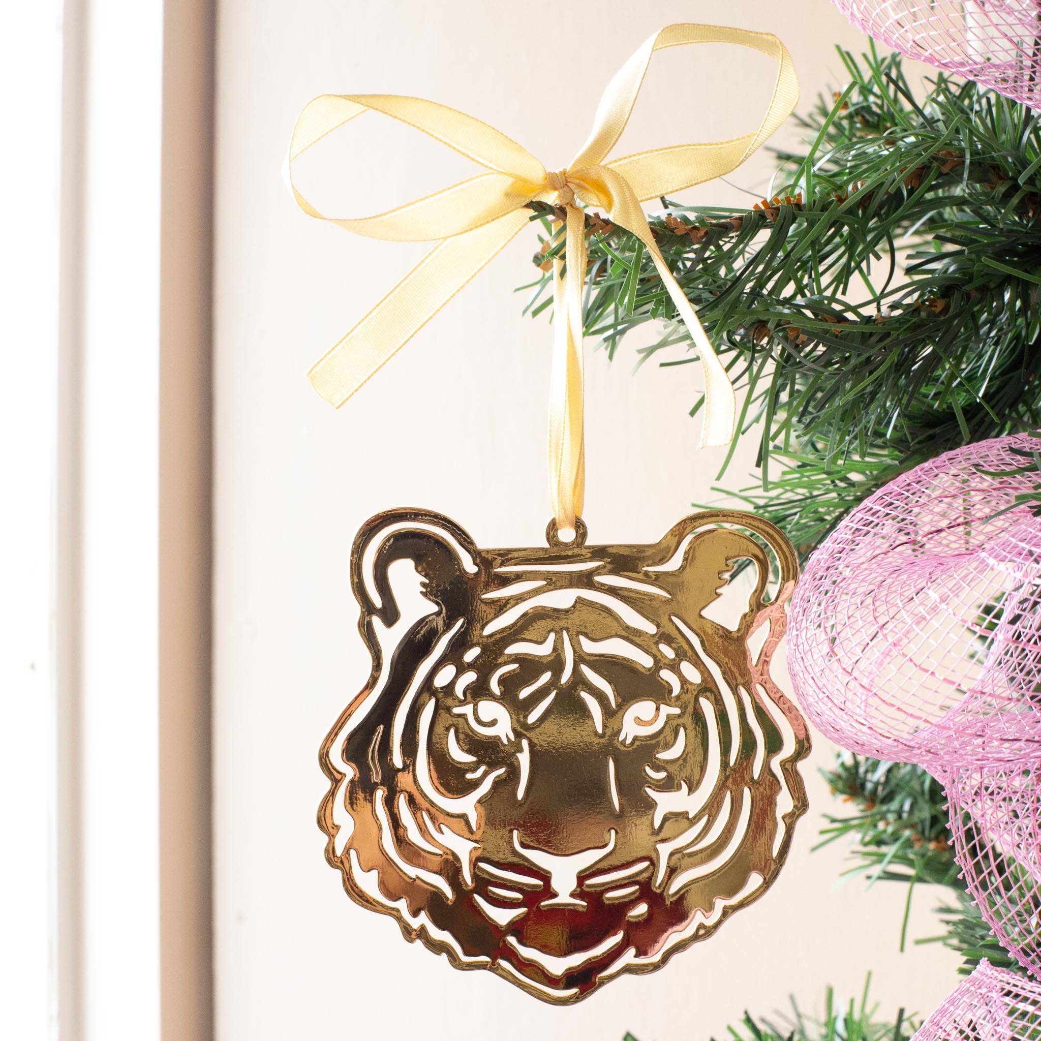 The Royal Standard - Wholesale Ornament - Tiger Face Ornament   Gold   4"1