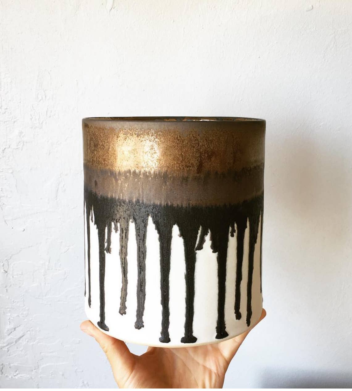 Jessica Wertz Ceramics - Wholesale Utensil Holder - White + Gold Utensil Holder0