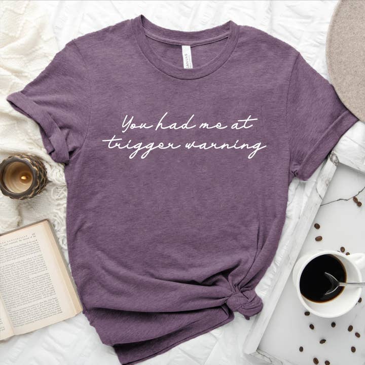Vous m'avez eu à l'avertissement de contenu T-shirt livre pour la vente par This Joyful Home