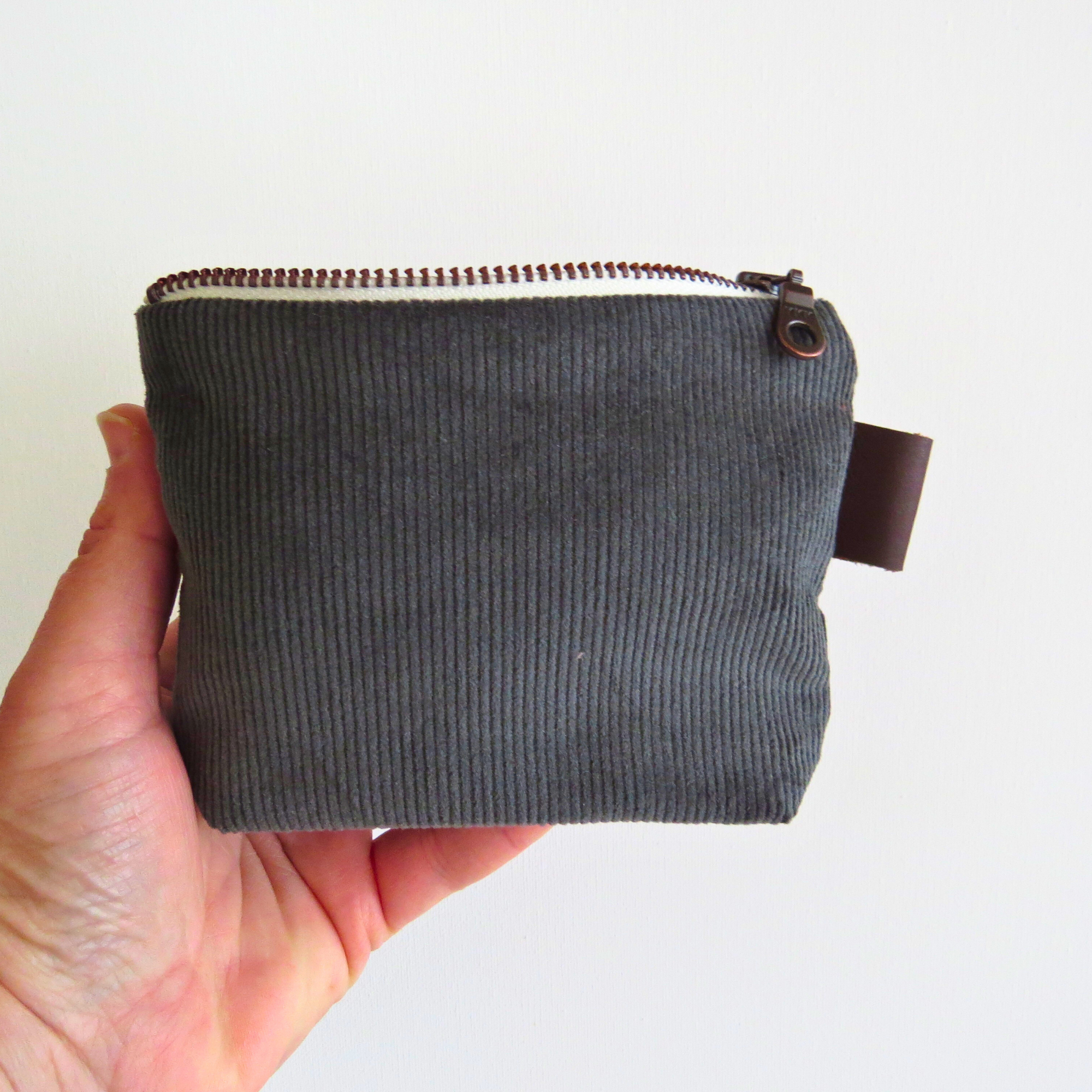 PaperFromHeaven - Vente Porte-monnaie – femme - Mini sac à fermeture éclair en velours côtelé arc-en-ciel • Petite pochette à fermeture éclair4