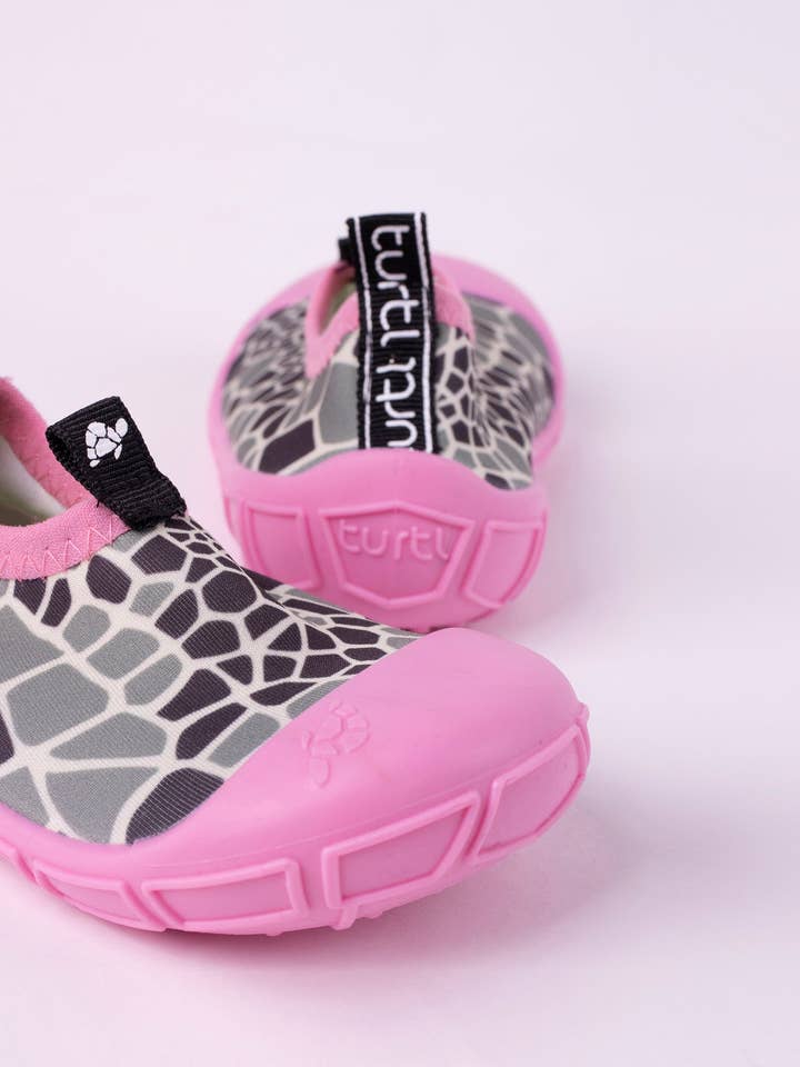 Turtl - Venta al por mayor Sandalias - Niños - zapatos de agua en rosa con estampado de concha de tortuga