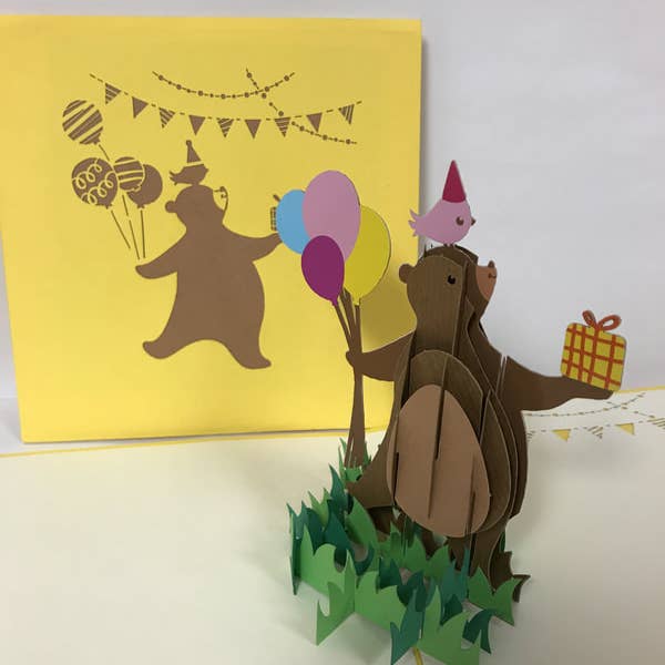 Orso Compleanno per la vendita all'ingrosso da parte di Poppin Cards and Gifts