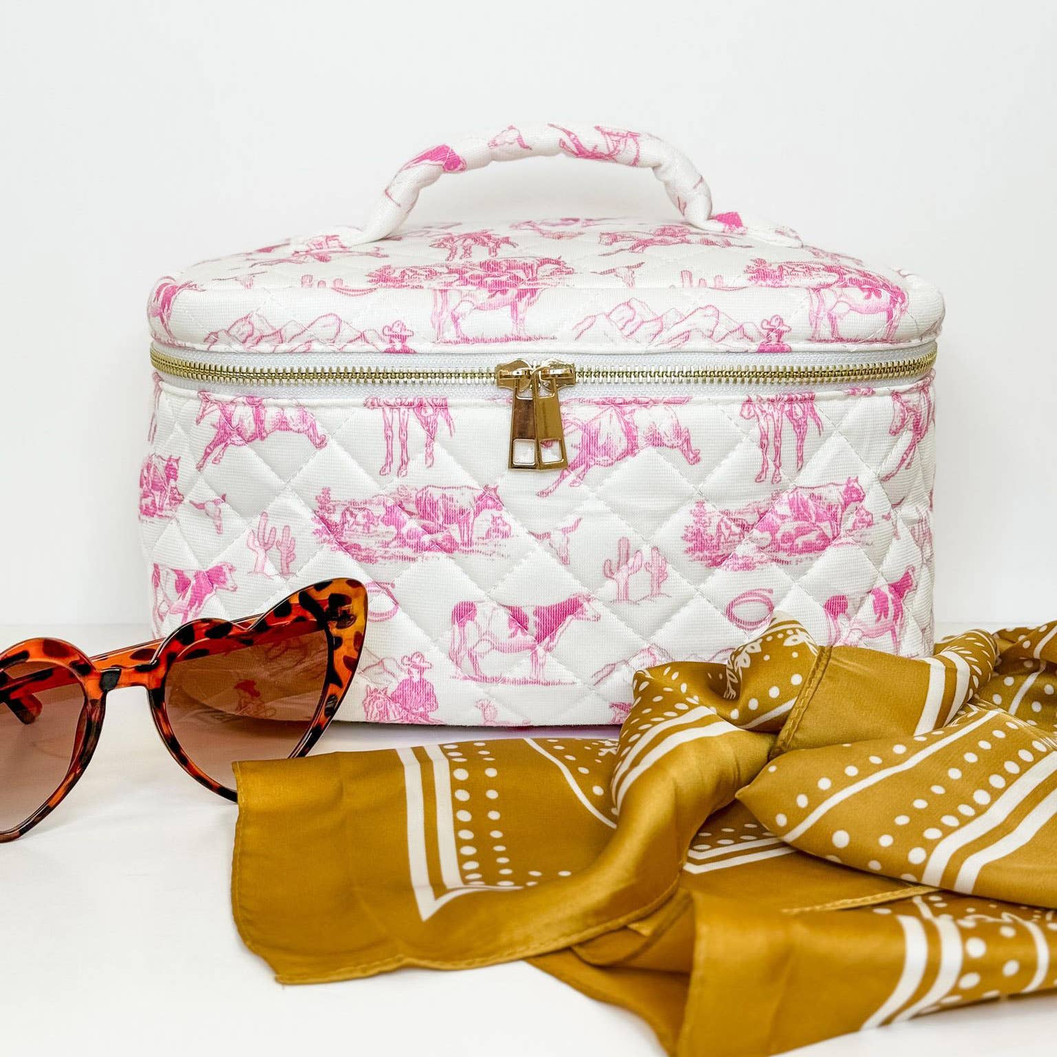 Mugsby - Wholesale Makeup/Cosmetic Bag - Cowgirl Pattern Bags, Backpack, Duffle, Cosmetic Bag11