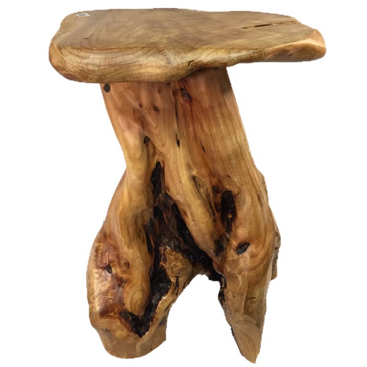 Tabouret en bois pour la vente par Greener Valley Trading