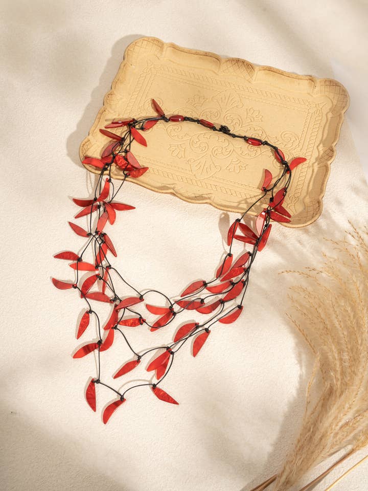 Bohemian chic multi-strand resin leaf necklace for wholesale by COSMOS