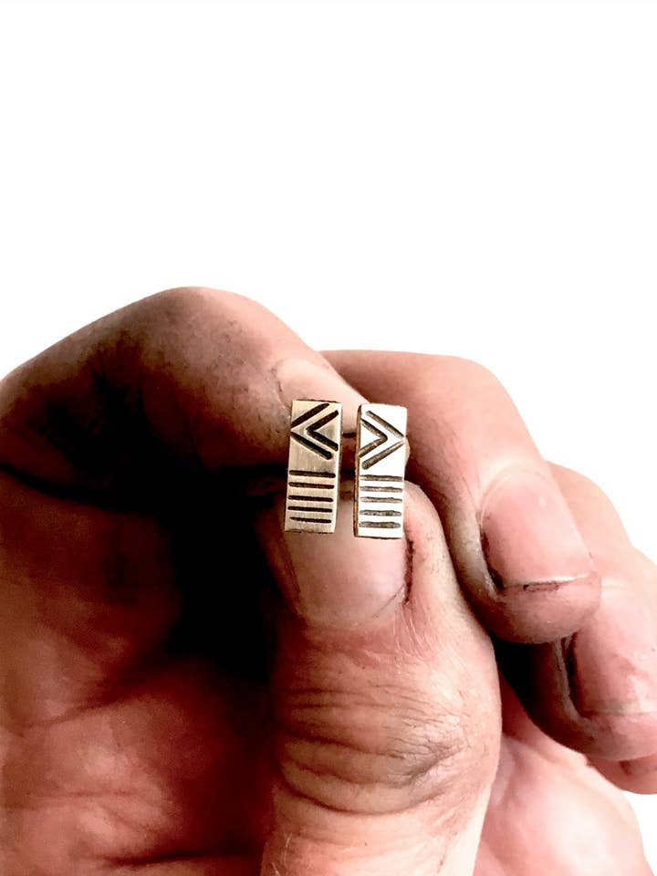 Oorknopjes met lijn en chevron voor wholesale door Studio451Jewelry