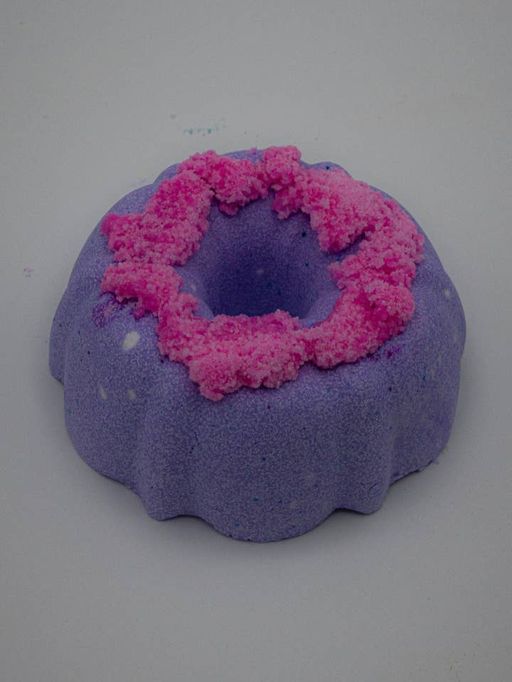 Bundt Cake Bath Bomb for Kids/Teens, Raspberry Boom for wholesale by Sassy Bubbles