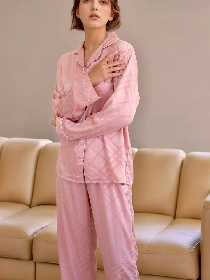 Hope Horizon LLC - Wholesale Sleepwear Set - Women's - Silky High-end Pink Squared Button Front LongSleeves Pjs Set2