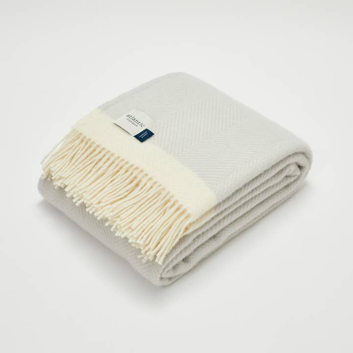 Atlantic Blankets - Wholesale Throw Blanket - Gull Grey Herringbone Wool Blanket