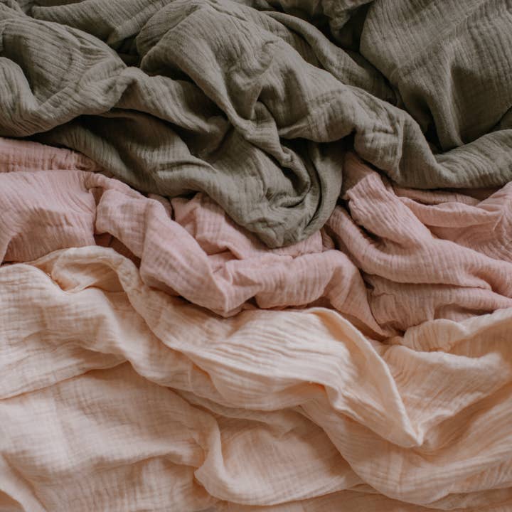 Bloom - Wholesale Cot/Crib Sheets - Organic Gauze Crib Sheet4