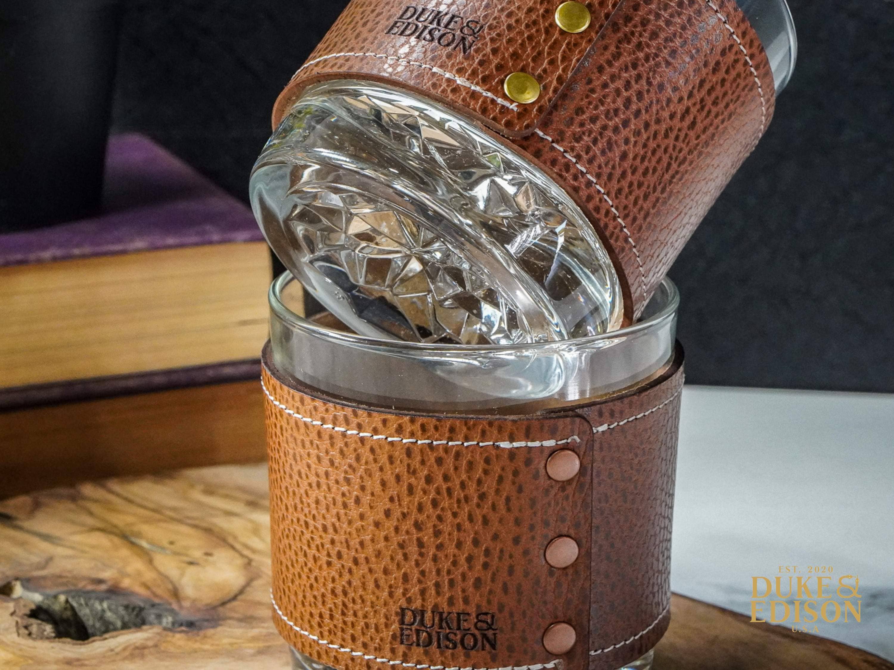 Duke and Edison - Wholesale Decanter - Italian Leather Whiskey Decanter Gift Set - Whiskey Brown3